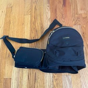 Tushbaby Hip Carrier Black with Gold Hardware